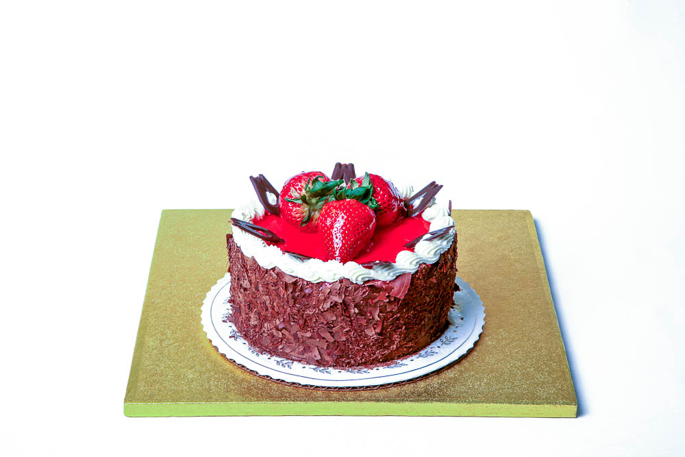 Strawberry Chocolate mousse Cake_01.jpg